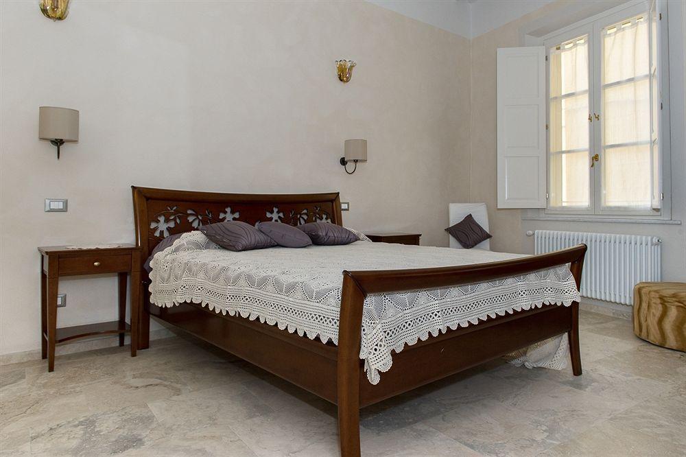 Relais Dei Mercanti B&B And Suites ปิซา ภายนอก รูปภาพ