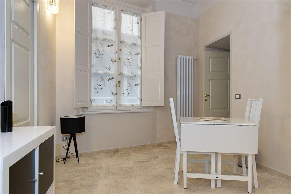 Relais Dei Mercanti B&B And Suites ปิซา ภายนอก รูปภาพ