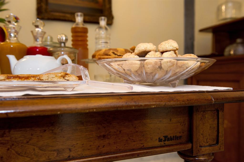 Relais Dei Mercanti B&B And Suites ปิซา ภายนอก รูปภาพ