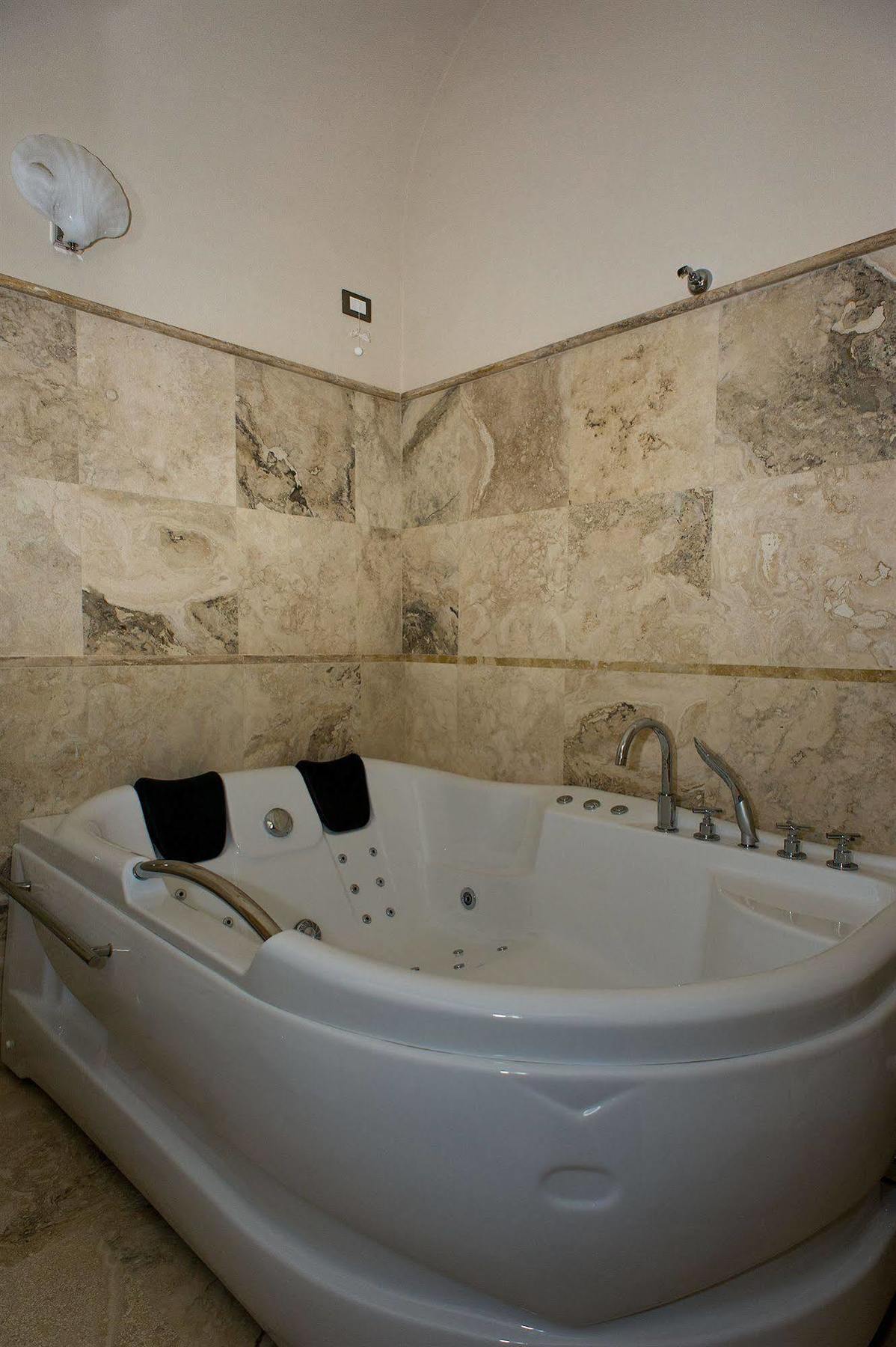Relais Dei Mercanti B&B And Suites ปิซา ภายนอก รูปภาพ